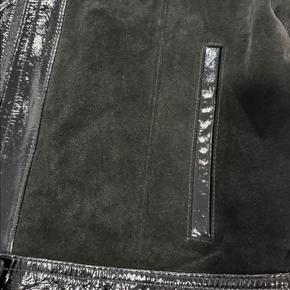 Leather/Suede Kenneth Cole Reaction Women’s 
Glossy Black Leather Suede Jacket - Picture 12 of 13